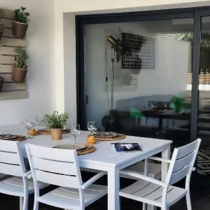 https://casilla-de-costa-la-oliva.in-canary-islands.com